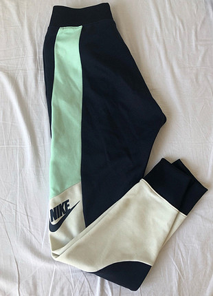 m Beden lacivert Renk Orijinal Nike eşofman