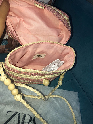 Zara Zara hasır askılı çanta