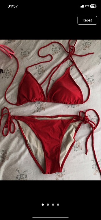 Kırmızı bikini takımı
