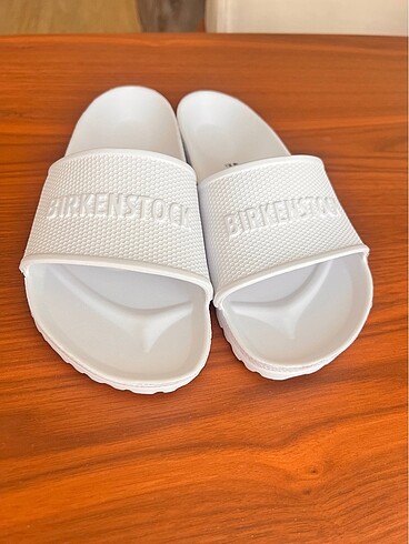 40 Beden beyaz Renk Sıfır Birkenstock Terlik
