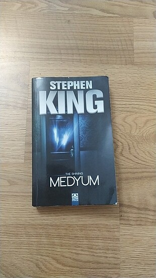 Medyum gerilim kitap
