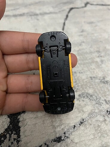  Beden Renk Hot wheels 