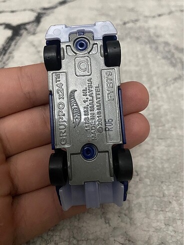  Beden Renk Hot wheels 