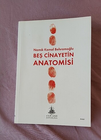 Beş cinayetin anatomisi ve aile sırrı 2 kitap toplam