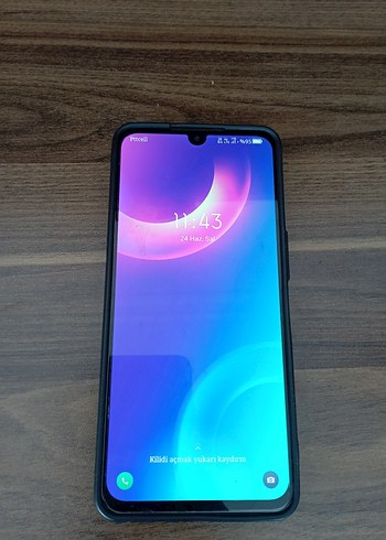 Tcl 30 cep telefonu