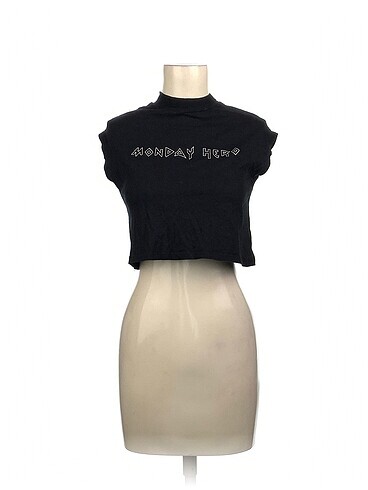 Bershka Mini Üst %70 İndirimli.