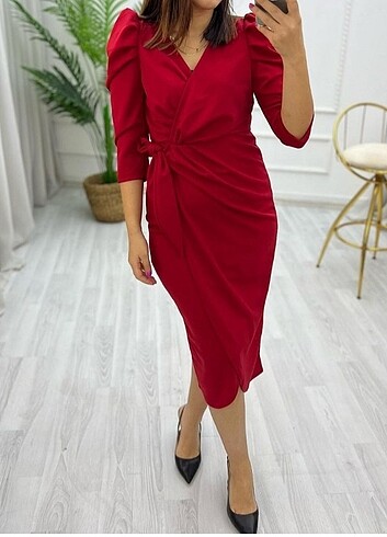 Kırmızı kadın elbise 