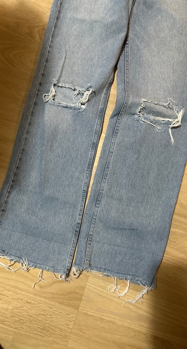 Yırtık Detaylı Gevşek Kesim Mavi Kadın Kot Pantolon - Görsel 2