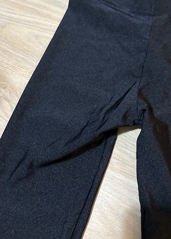 Siyah Kadın Spor Tayt - Görsel 2