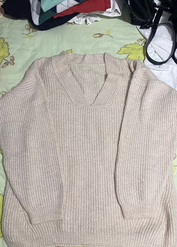 Bej V Yaka Triko Kadın Kazak