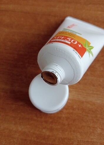 New Well Leke Karşıtı Güneş Kremi - Görsel 5