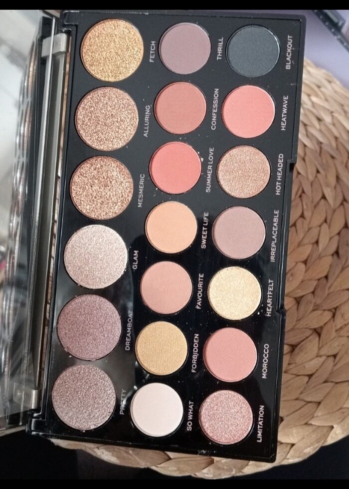 Revolution Far Paleti - Görsel 2