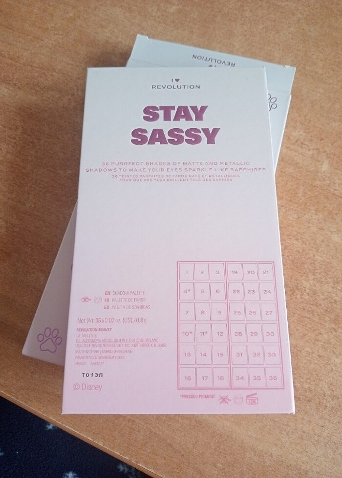 SON FİYATIDIR  I HEART REVOLUTİON DİSNEY STAY SASSY FAR PALETİ - Görsel 2