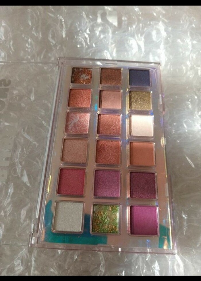 Beaulis Bubble Reflections Far Paleti - Görsel 3