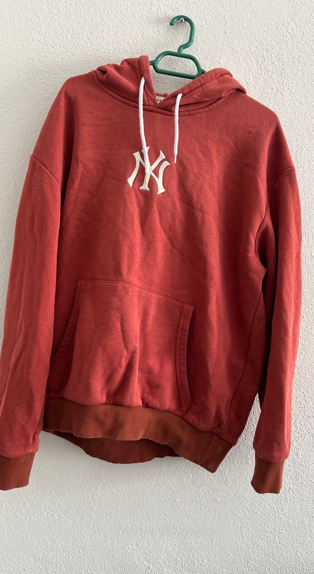 Koyu Kırmızı Kapüşonlu Sweatshirt - Görsel 2