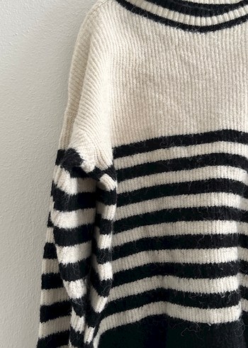 Çizgili Gri Beyaz Kadın Triko Kazak - Görsel 4