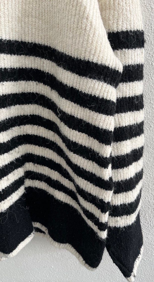 Çizgili Gri Beyaz Kadın Triko Kazak - Görsel 3