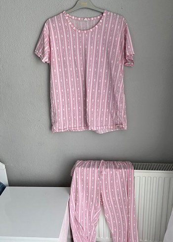 Pembe Kısa Kollu Rahat Kadın Pijama Takımı