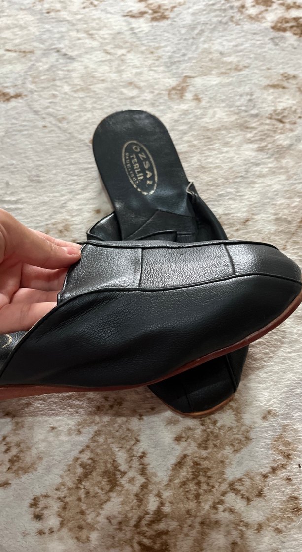 Siyah Erkek Ev Terliği Tokalı - Görsel 2