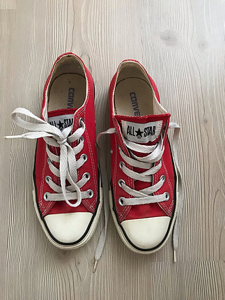 Kırmızı Converse