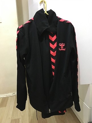Hummel Eşofman Takımı