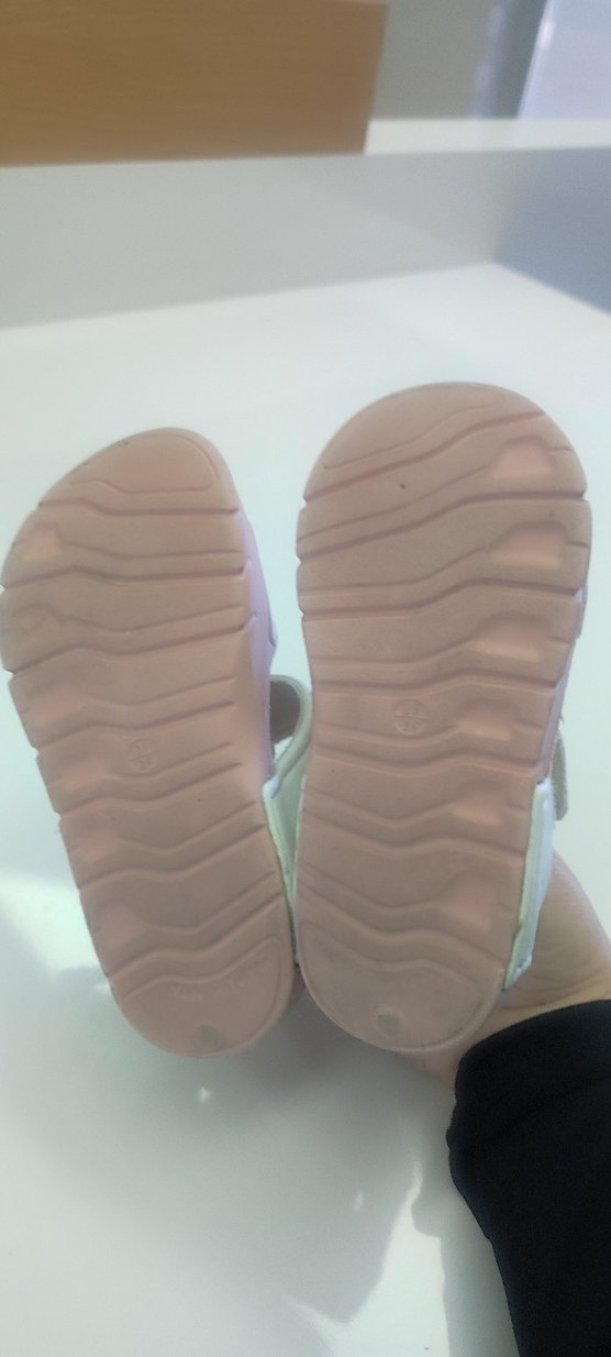 Kız Çocuk Pembe Desenli Cırt Cırtlı Terlik - Görsel 5