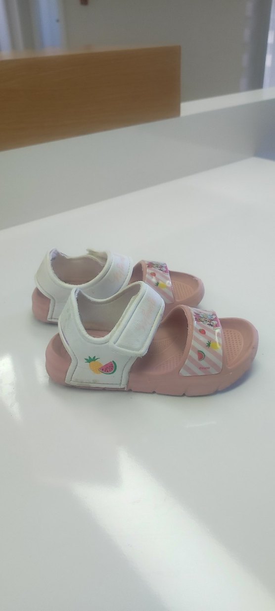 Kız Çocuk Pembe Desenli Cırt Cırtlı Terlik - Görsel 2