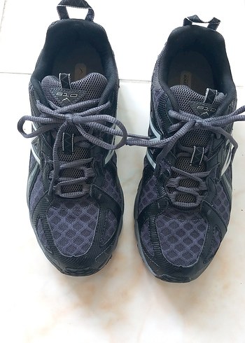 New Balance New Balance 39.5 numara UNİSEX 610.modeli