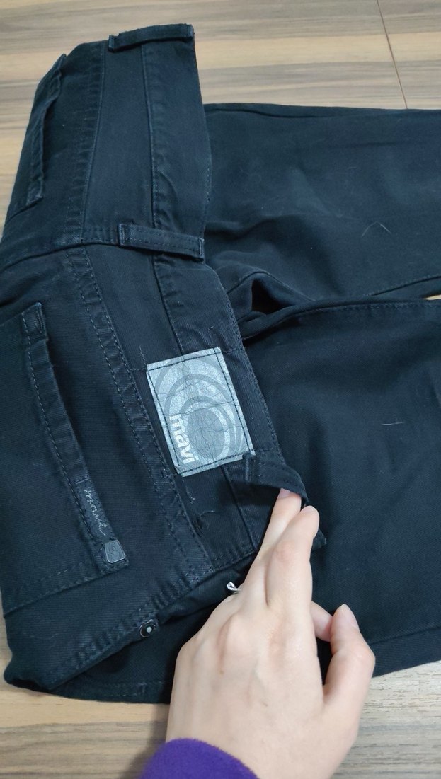 Erkek Siyah Düğmeli Denim Pantolon - Görsel 4