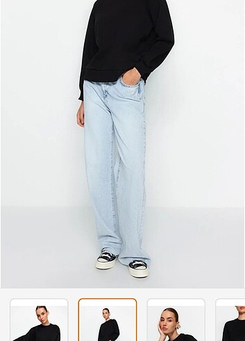 Sweatshirt 