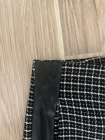 Koton desenli deri detaylı yüksek bel kumaş pantolon