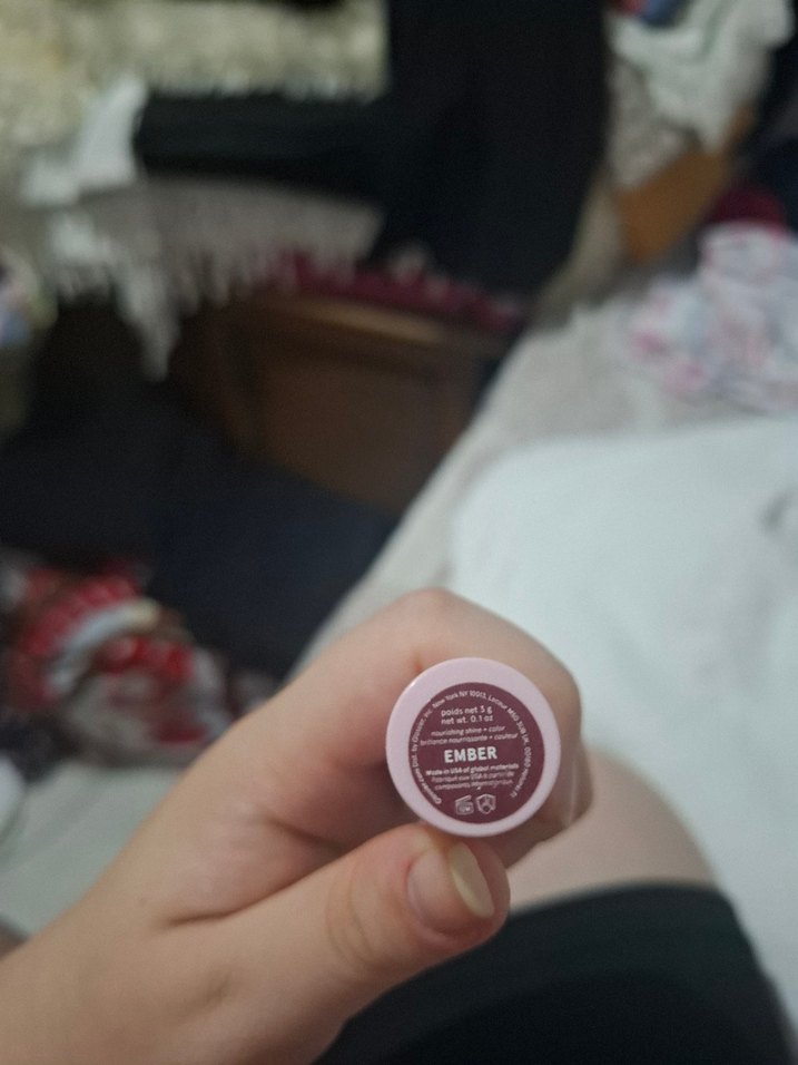 Glossier ruj - Görsel 2