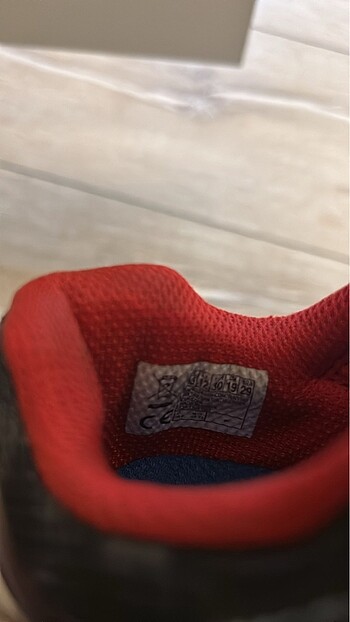 29 Beden siyah Renk Skechers