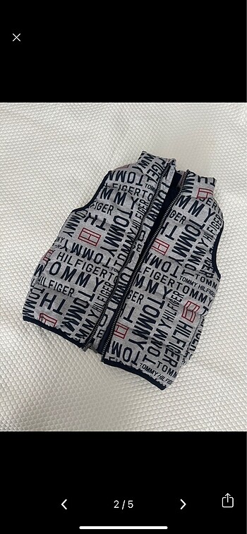 Tommy Hilfiger yelek