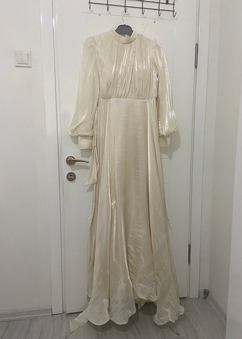Bej Uzun Kollu Drapeli Nikah Elbisesi - Görsel 2