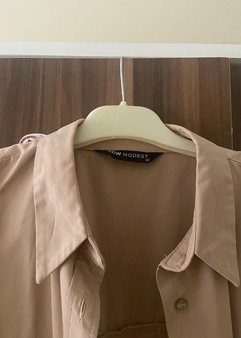 Bej Düğmeli Uzun Kollu Kadın Gömlek - Görsel 3
