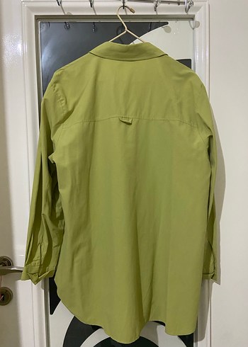 Kadın fıstık yeşili gömlek. - Görsel 3