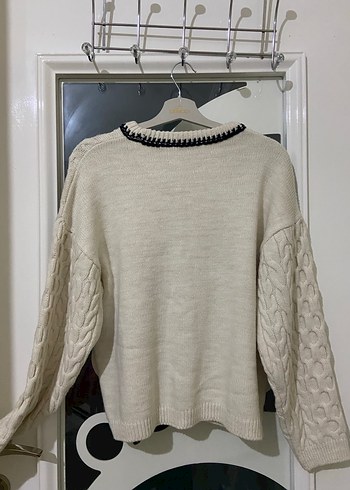 Kadın Beyaz Örgü Bisiklet Yaka Kazak - Görsel 3