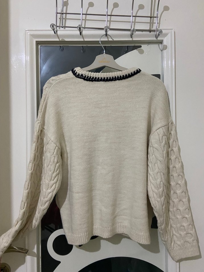 Kadın Beyaz Örgü Bisiklet Yaka Kazak - Görsel 3