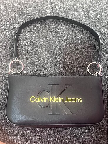  Beden Calvin klein çanta