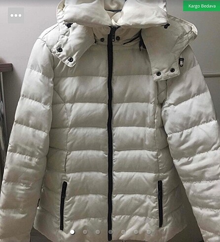Zara Çıkarılabilir kapşonlu beyaz mont
