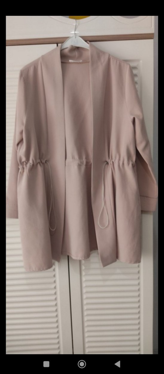 Bej Uzun Kadın Trençkot - Görsel 2