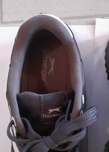 41 Beden YENİ, ÇOK RAHAT SLAZENGER YÜRÜYÜŞ AYAKKABISI