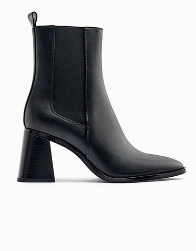 Zara geometrik topuklu bot