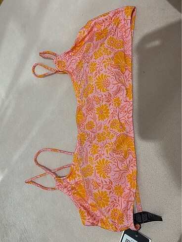 Bikini üstü