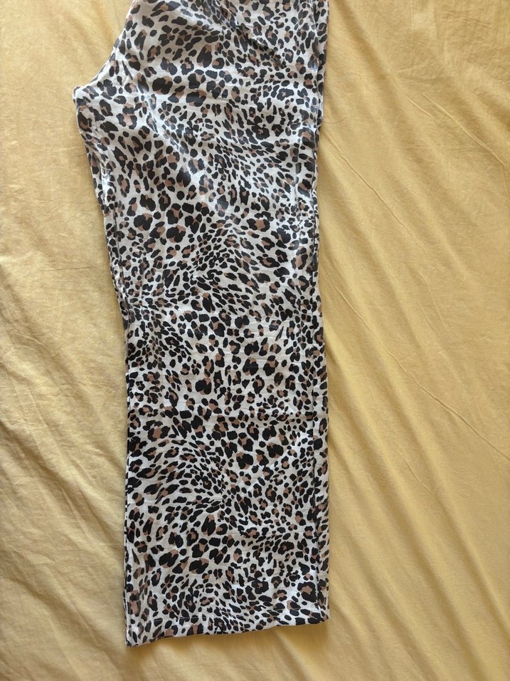 Kadın Leopar Desenli Uzun saten kumaşlı Pantolon - Görsel 2