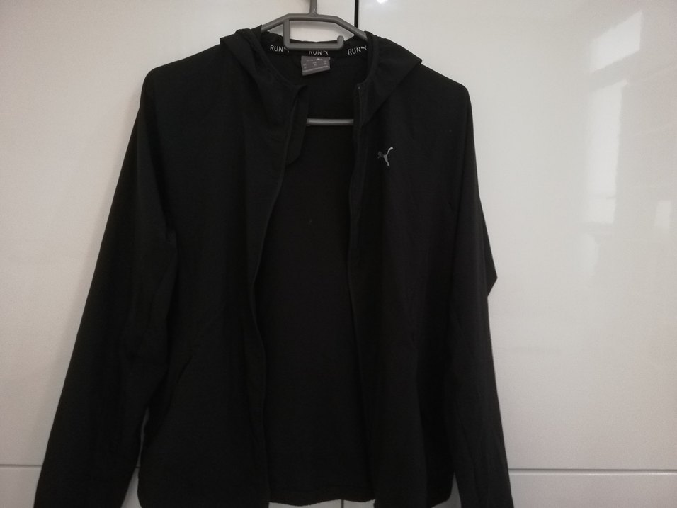 Puma Run Siyah Kadın Kapüşonlu Ceket Yağmurluk - Görsel 3