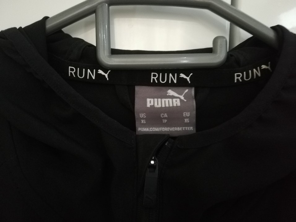 Puma Run Siyah Kadın Kapüşonlu Ceket Yağmurluk - Görsel 4