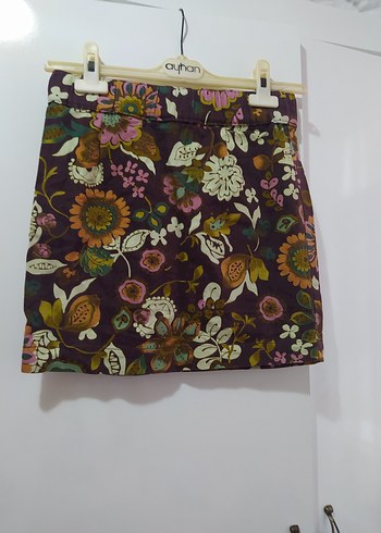 Desenli Mor Mini Etek - Görsel 2