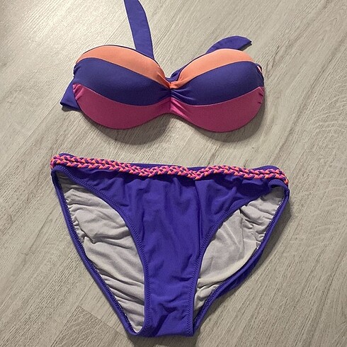 Straplez bikini takımı